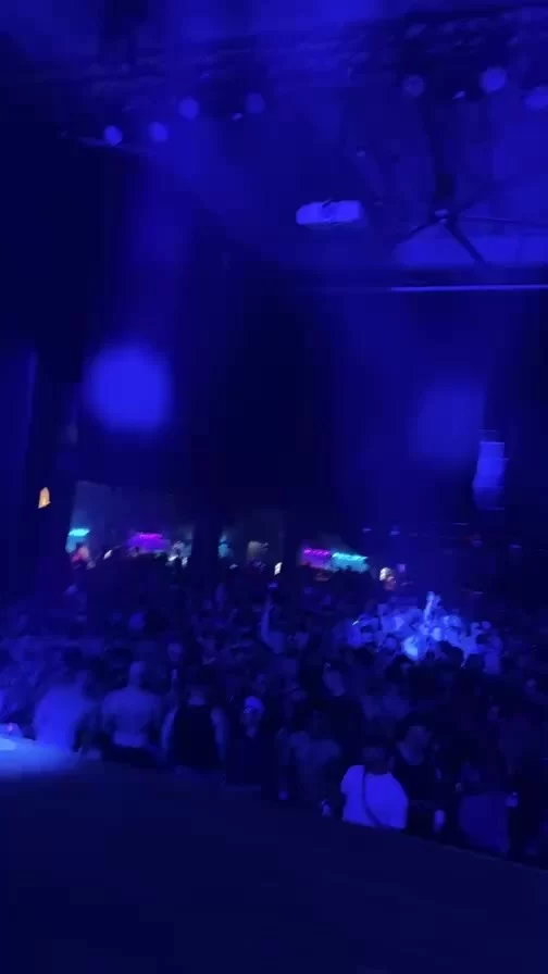 LIVE FROM ATLANTA!
@joininghearts @gaboyevents TSUNAMI party!  Lights camera action!