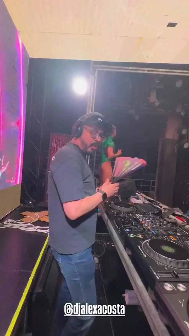 @muccassassinaofficial fue Increíble! 🇮🇹 ❤️❤️❤️

#djalexacosta #muccassassina #rome #aaontour #djlife